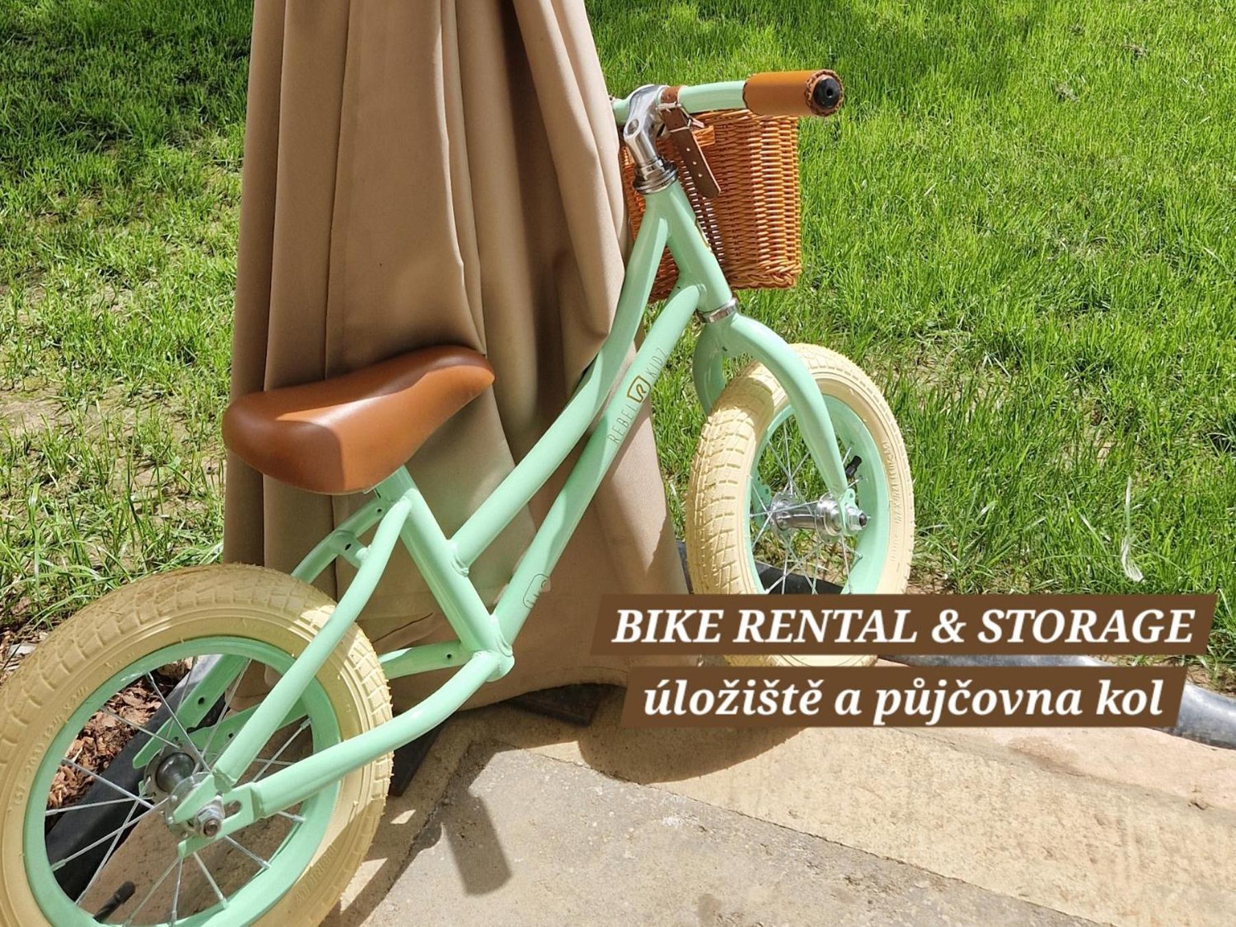 Villa Follemira Cz - Kitchen - Garden - Bike Storage Pencin Exterior foto